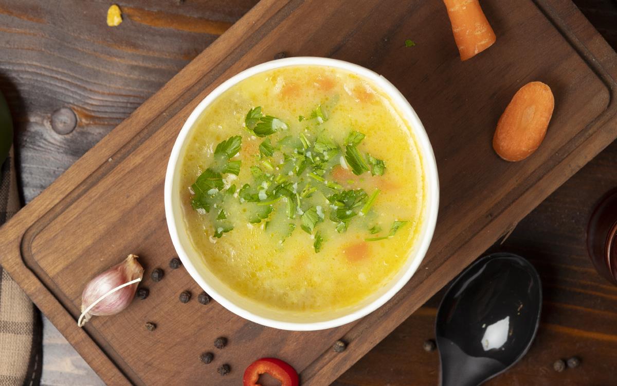 Tavuk Suyu Çorbası